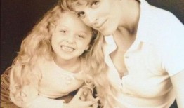 年轻的妻子2在线观看,激情续集，在线观看，情感纠葛再掀波澜